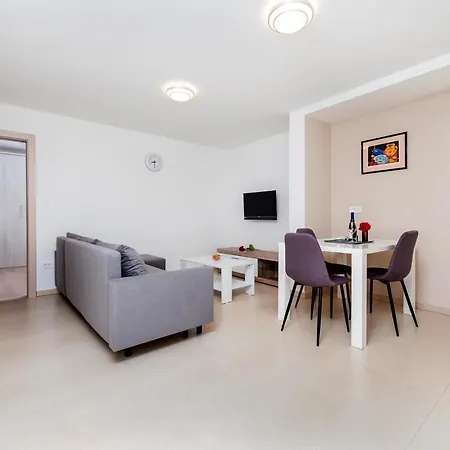 Apartments Katarina Rovinj Exterior photo