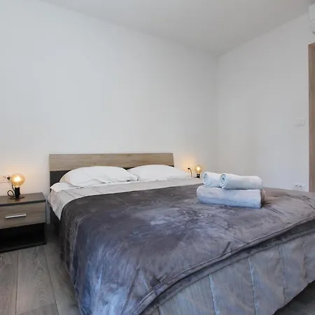 Apartments Katarina Rovinj Room photo